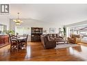 3400 Wilson Street Unit# 147, Penticton, BC  - Indoor Photo Showing Living Room 