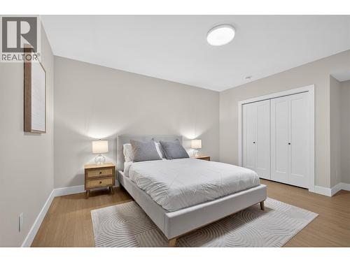 451 Vision Court, Kelowna, BC - Outdoor