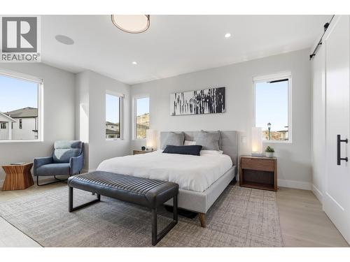 451 Vision Court, Kelowna, BC - Indoor Photo Showing Bedroom