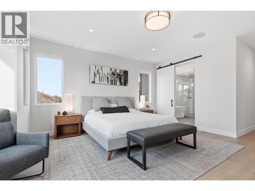 primary bedroom - 451 Vision Court, Kelowna, BC - Indoor Photo Showing Bedroom