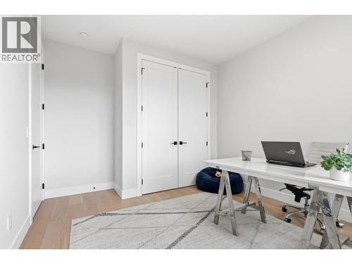 office/bedroom - 451 Vision Court, Kelowna, BC - Indoor Photo Showing Office