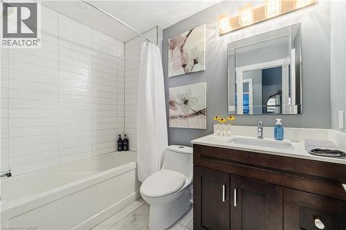 535 Locust Street, Burlington, ON - Indoor Photo Showing Bathroom