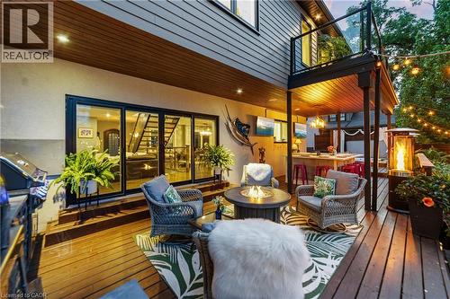 535 Locust Street, Burlington, ON - Outdoor With Deck Patio Veranda With Exterior