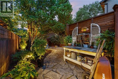 535 Locust Street, Burlington, ON - Outdoor