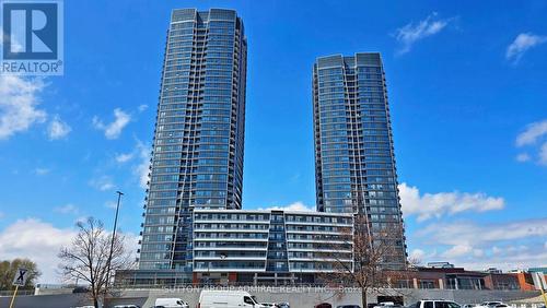 B-325 - 50 UPPER MALL WAY  Vaughan, ON L4J 4P8