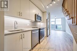 101 - 335 WHEAT BOOM DRIVE  Oakville, ON L6H 7Y1