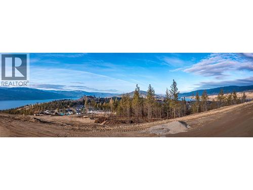 view of 3 lakes: Okanagan, Woods & Kalamalka - 46 Beacon Hill Drive, Lake Country, BC 