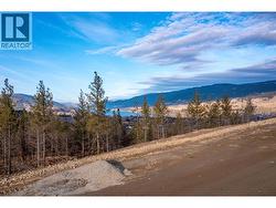 Woods and Kalamalka lakeview - 