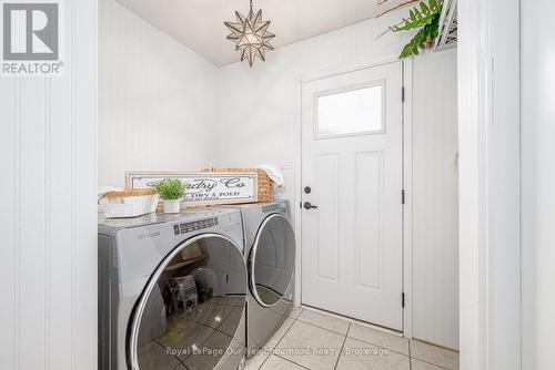 3 Woodlawn Court, Whitby (Blue Grass Meadows), ON - Indoor Photo Showing Laundry Room