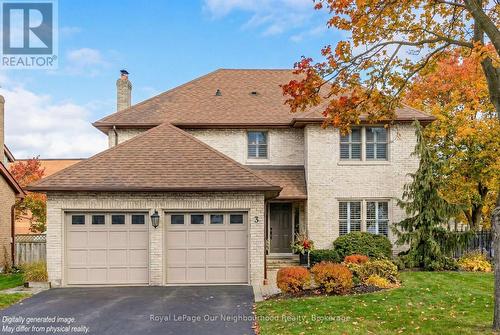 3 Woodlawn Court, Whitby (Blue Grass Meadows), ON - Outdoor With Facade