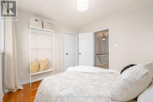 3 Woodlawn Court, Whitby (Blue Grass Meadows), ON - Indoor Photo Showing Bedroom