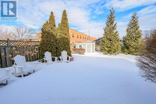 3 Woodlawn Court, Whitby (Blue Grass Meadows), ON - Outdoor