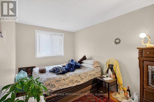 9 - 3064 Olympic Way, Ottawa, ON - Indoor Photo Showing Bedroom