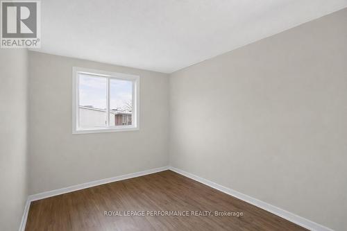 9 - 3064 Olympic Way, Ottawa, ON - Indoor Photo Showing Other Room