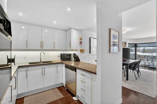 Cuisine - 301-11 Rue O'Reilly, Montréal (Verdun/Île-Des-Soeurs), QC - Indoor Photo Showing Kitchen With Double Sink