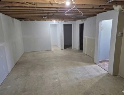 Family Room - 