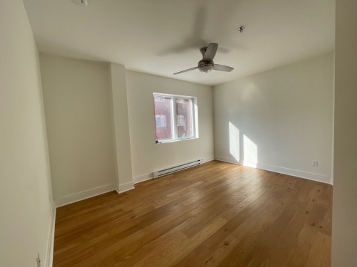 Bedroom - 201-1315 Rue Notre-Dame O., Montréal (Ville-Marie), QC - Indoor Photo Showing Other Room