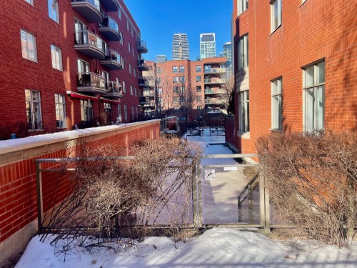 Back of Structure - 201-1315 Rue Notre-Dame O., Montréal (Ville-Marie), QC - Outdoor With Balcony