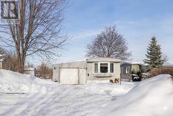 4 KAVANAGH DRIVE Rideau Lakes, ON K7A 4S5