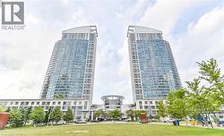 36 LEE CENTRE Drive Unit# 2306  Toronto, ON M1H 3K2