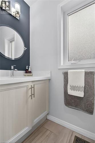 59 Netherwood Road, Kitchener, ON 