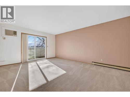 3180 De Montreuil Court Unit# 307, Kelowna, BC - Indoor Photo Showing Other Room