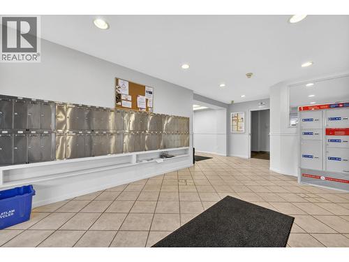 3180 De Montreuil Court Unit# 307, Kelowna, BC - Indoor Photo Showing Other Room