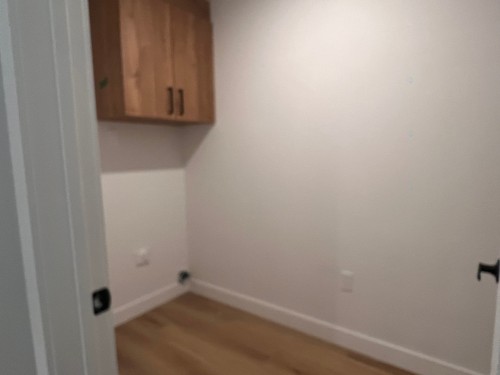 Salle de lavage - 309-282 Rue Du Cardinal, Saint-Amable, QC - Indoor Photo Showing Other Room