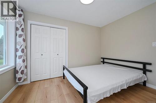 1667 Extension Rd, Nanaimo, BC - Indoor Photo Showing Bedroom