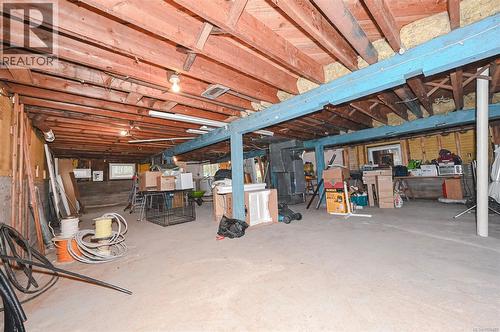 1667 Extension Rd, Nanaimo, BC - Indoor Photo Showing Basement