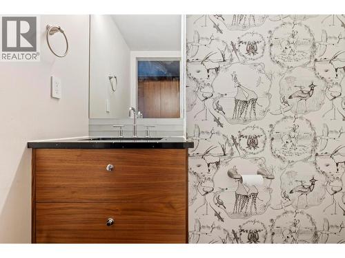 612 Thorneloe Road, Kelowna, BC - 