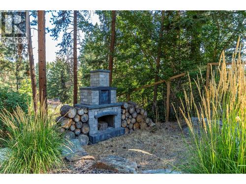 612 Thorneloe Road, Kelowna, BC - Outdoor