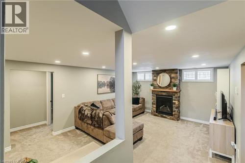18 Linden Avenue, Brantford, ON - Indoor Photo Showing Basement