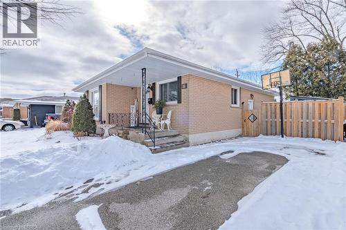 18 Linden Avenue, Brantford, ON - Outdoor