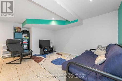 9 Newbury Avenue, Ottawa, ON - Indoor