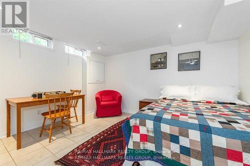 9 Newbury Avenue, Ottawa, ON - Indoor Photo Showing Bedroom