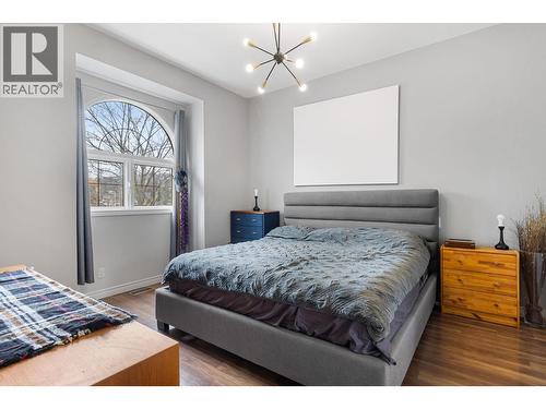 1879 Portland Avenue, Kelowna, BC - Indoor Photo Showing Bedroom