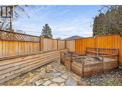 1879 Portland Avenue, Kelowna, BC - Outdoor