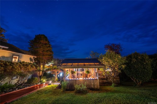 380 Cape Beale Trail, Bamfield, BC 