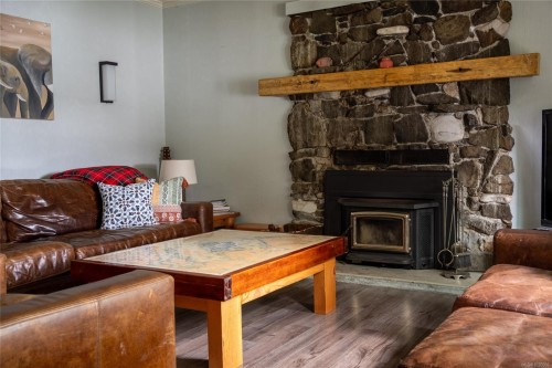 380 Cape Beale Trail, Bamfield, BC 