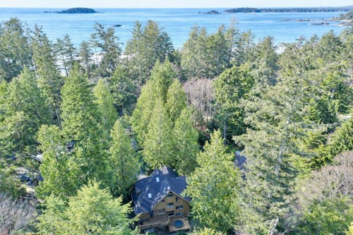 1290 Lynn Rd, Tofino, BC 
