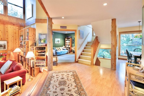 1290 Lynn Rd, Tofino, BC 