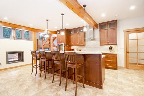 3266 Airport Way, Revelstoke, BC - Indoor