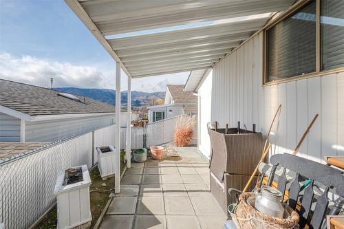 15-3096 South Main Street, Penticton, BC - Outdoor With Exterior