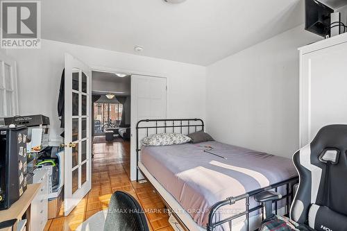 217 Dovercourt Avenue, Ottawa, ON - Indoor Photo Showing Bedroom