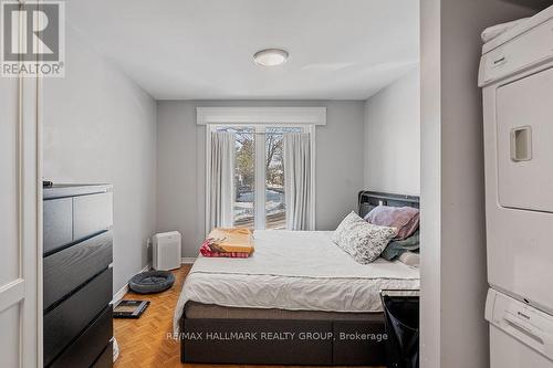 217 Dovercourt Avenue, Ottawa, ON - Indoor Photo Showing Bedroom