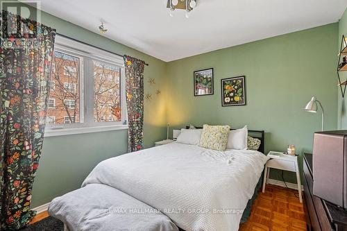 217 Dovercourt Avenue, Ottawa, ON - Indoor Photo Showing Bedroom