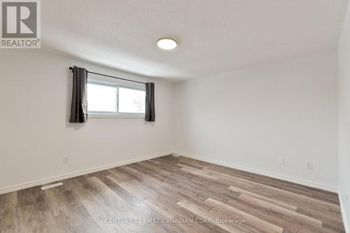 27 - 45 Gatewood Place, London East (East A), ON - Indoor Photo Showing Other Room