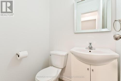 27 - 45 Gatewood Place, London East (East A), ON - Indoor Photo Showing Bathroom