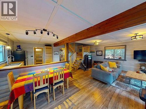 1283 Tennyson Rd, Savary Island, BC - Indoor